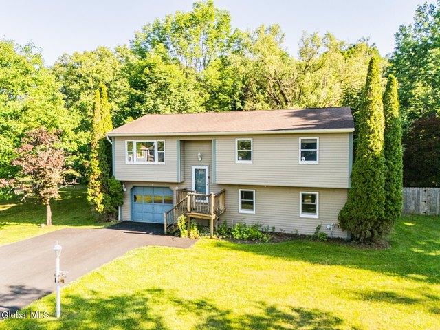 House for sale in Saratoga, New York