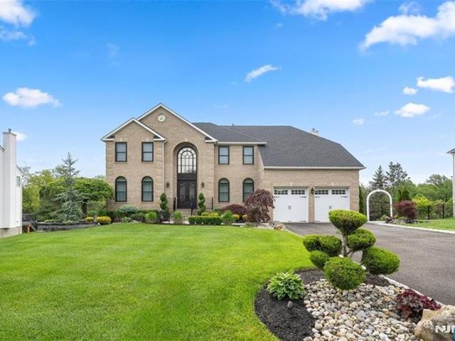 House for sale in Cedar Knolls, New Jersey