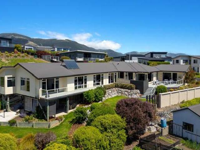 House for sale in Cable Bay, Nelson Bays