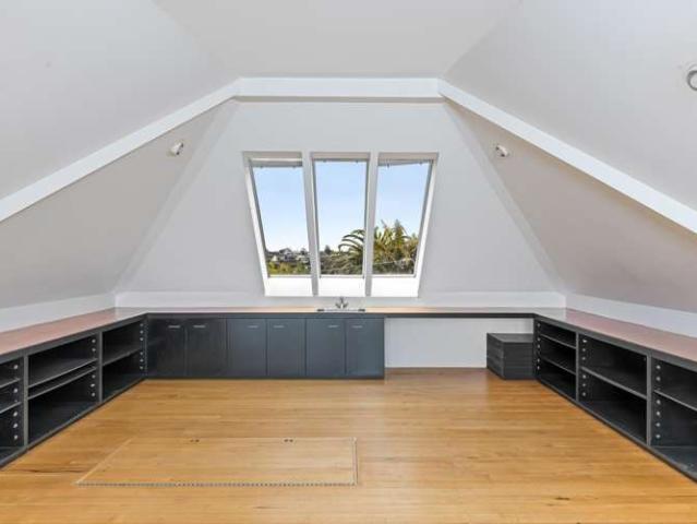 House for sale in Whangaparaoa