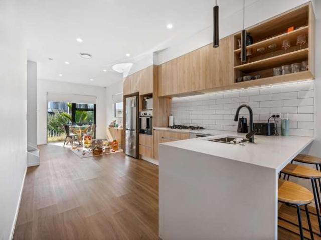 House for sale in Paremoremo