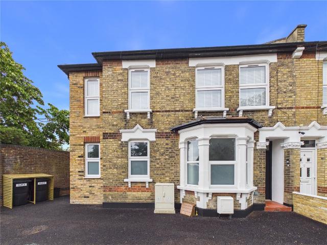 Apartment for rent in Bromley Park, Greater London