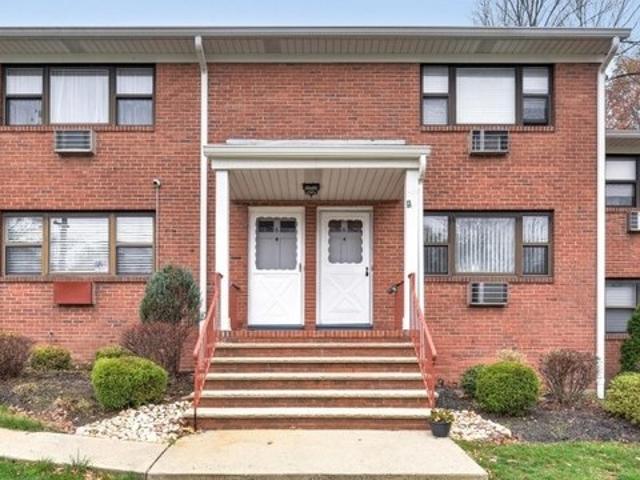 Condo for sale in Passaic, New Jersey