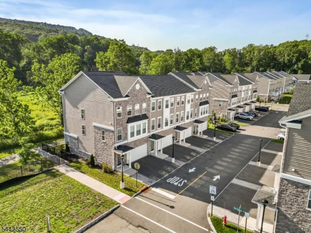 Condo for sale in Morris Plains, New Jersey