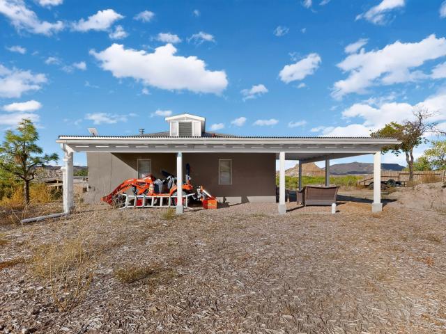House for sale in Buena Vista, Abiquiu
