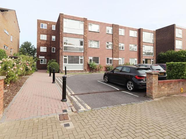 Apartment for rent in Beckenham, Greater London