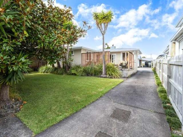 House for rent in Te Atatū Peninsula, Henderson-Massey