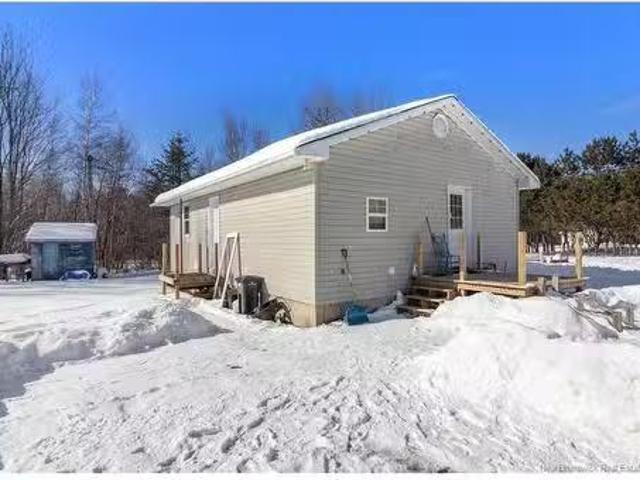 House for sale in Hardwood Ridge, New Brunswick