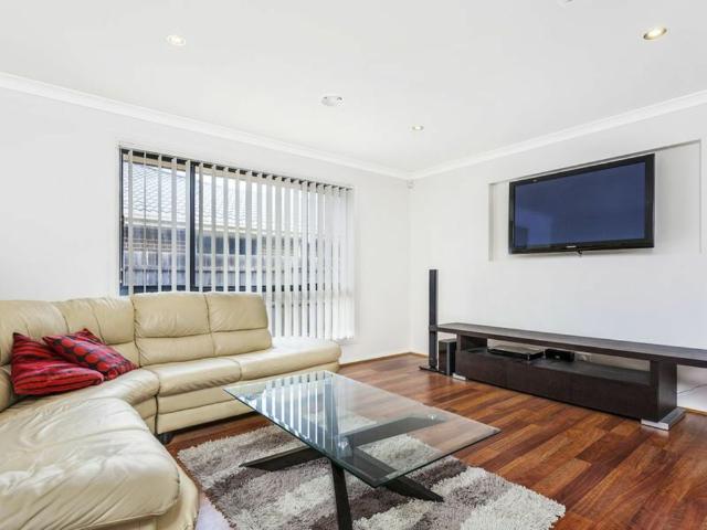 House for rent in Dunlop, Australian Capital Territory