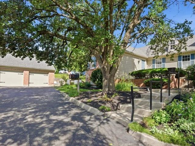 Condo for sale in Fairfield, Ohio