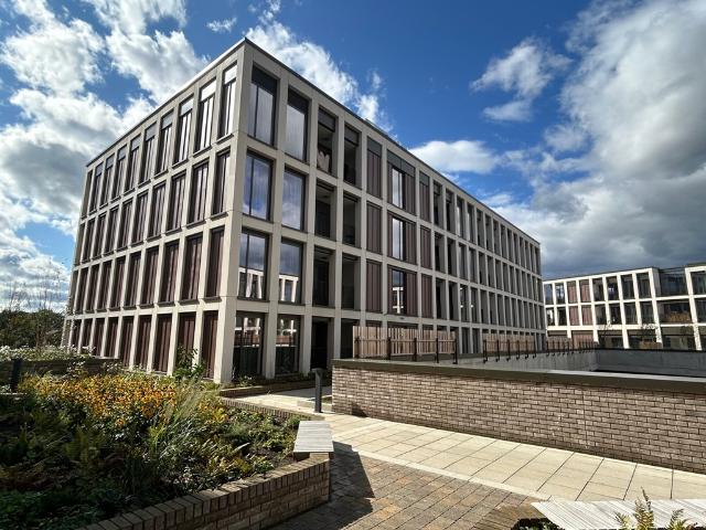Apartment for rent in Sheerwater, Woking