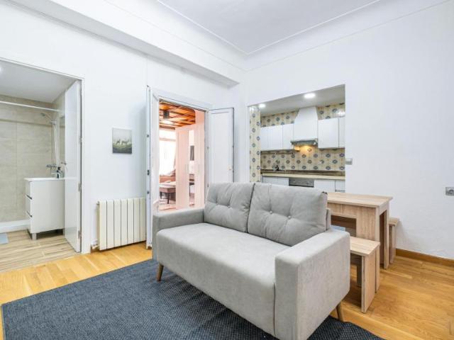 Apartamento en alquiler en Benalúa, Alicante