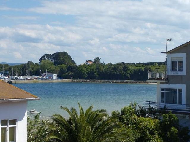 Casa en venta en Ares, Ferrol