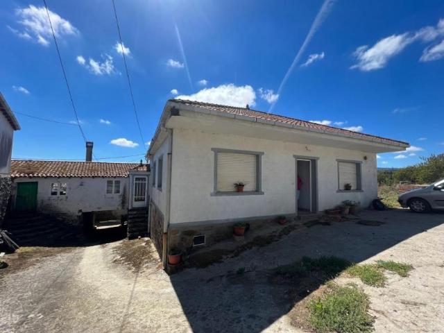 Casa en venta en Chantada, Galicia