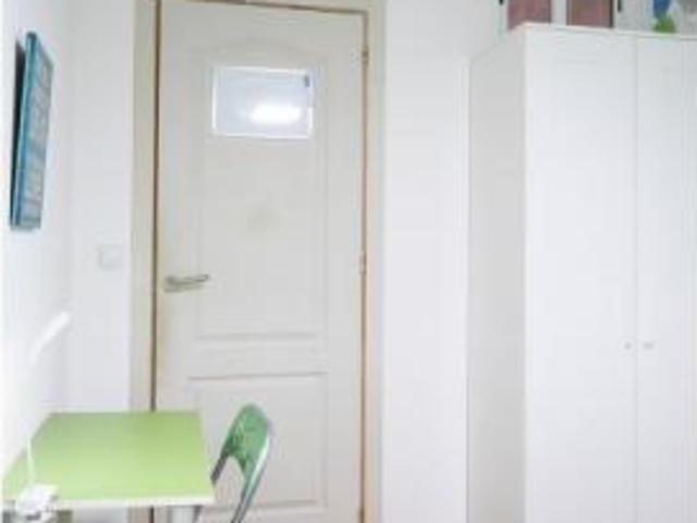 Habitación en alquiler en Alcalá De Henares, Distrito V