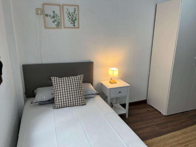 Habitación en alquiler en Comarca Metropolitana de Huelva, Andalucía