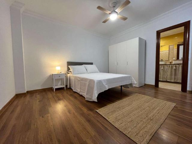 Habitación en alquiler en Comarca Metropolitana de Huelva, Andalucía