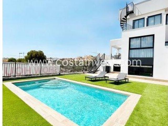 Chalet en venta en Algorfa, Alacant / Alicante