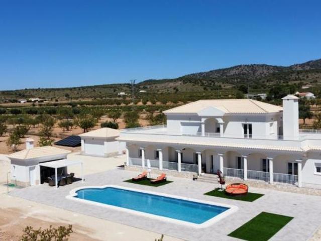 Chalet en venta en El Culebrón, el Vinalopó Mitjà / El Vinalopó Medio