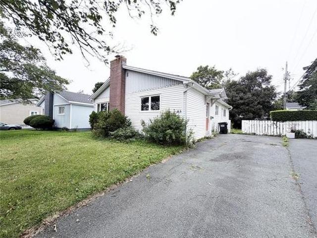 House for sale in Foxtrap, Newfoundland And Labrador
