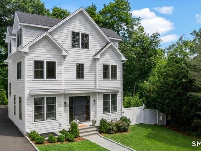 Townhouse for sale in New Canaan, Connecticut