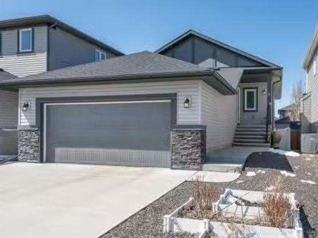 House for sale in Alberta