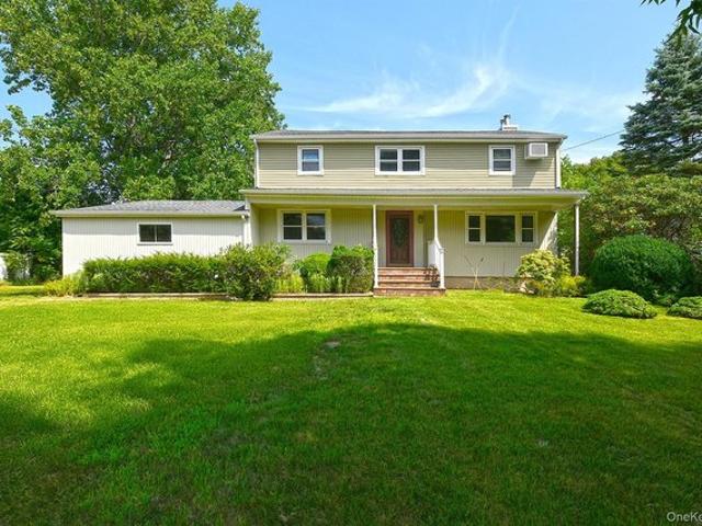 House for sale in Huntington, New York