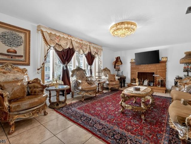 House for sale in Avenel, New Jersey