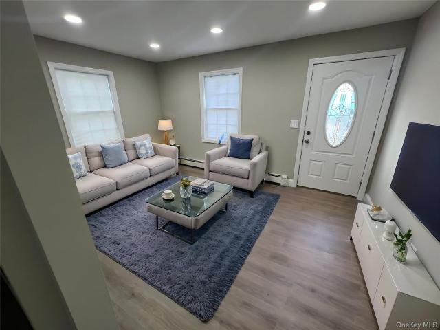 House for sale in Wyandanch, Town of Babylon