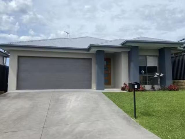 House for rent in Longwarry, Victoria