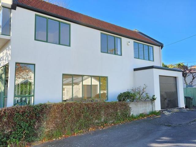 House for rent in Karori, Wellington