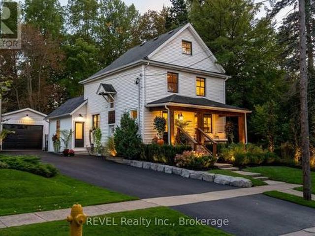House for sale in Fonthill, Pelham
