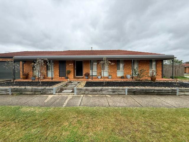 House for rent in Hampton Park, Melbourne