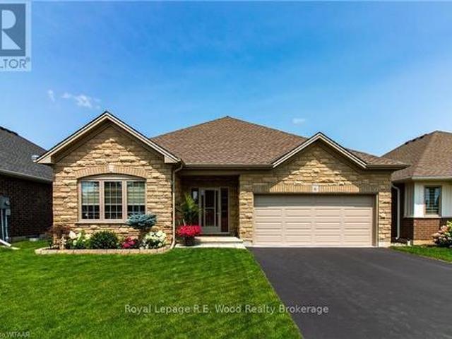 House for sale in Tillsonburg, Ontario