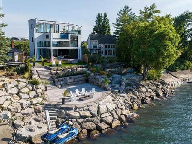 House for sale in Niagara, Ontario