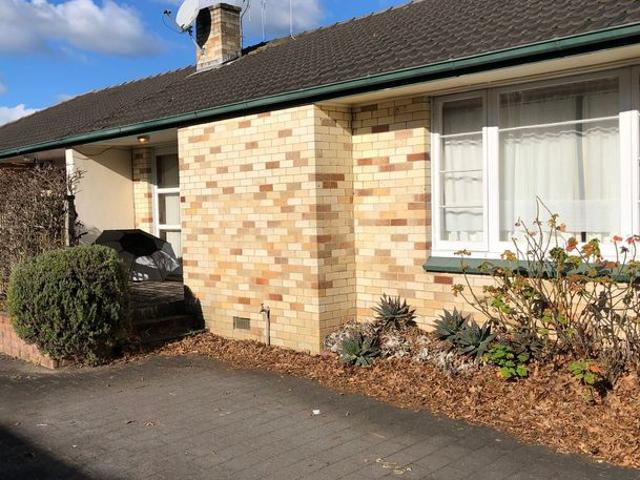 House for rent in Hamilton East CBD, Hamilton City