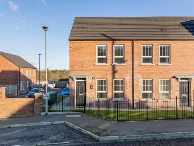 Apartment to rent in Gorteeny, Connacht