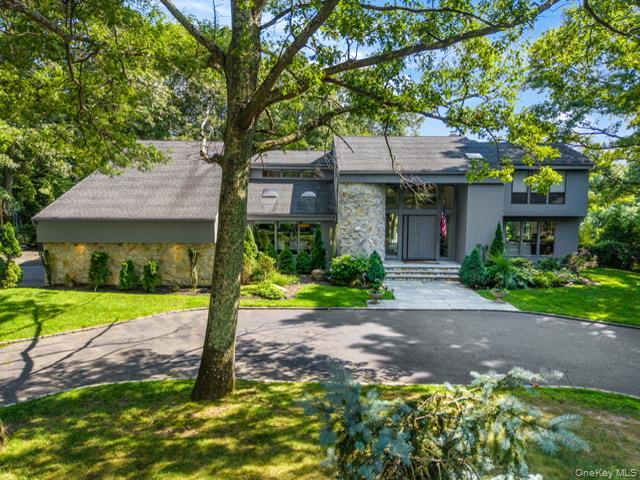House for sale in Huntington, New York