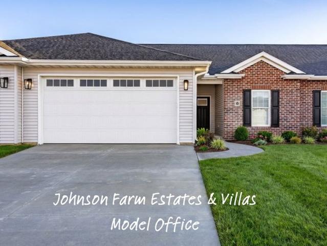 Townhouse for sale in Le Claire, Iowa