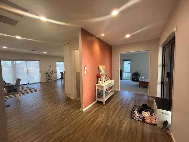 House for rent in Huapai