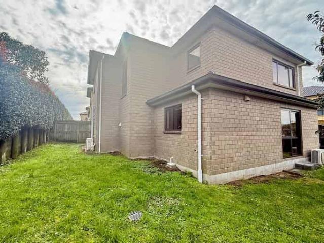 House for rent in Howick, Oroua County