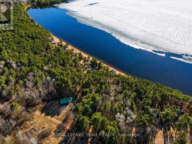 House for sale in Renfrew, Ontario