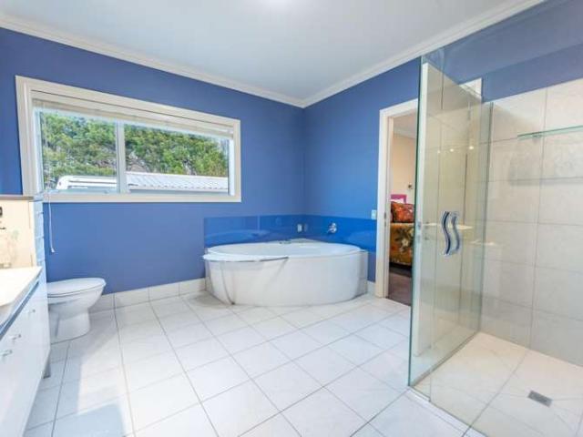 House for sale in Levels, Canterbury