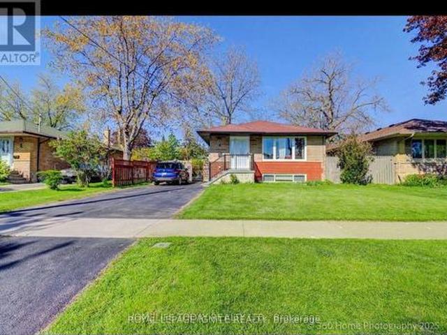 House for sale in Woburn, Ontario