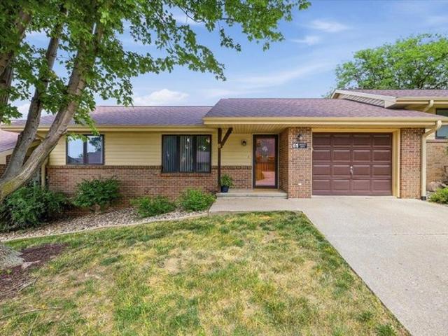 Condo for sale in Oakland, Iowa