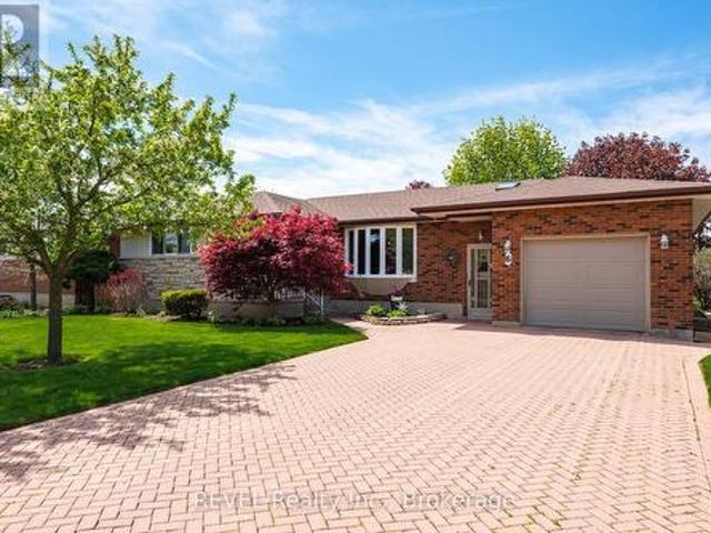 House for sale in Niagara, Ontario