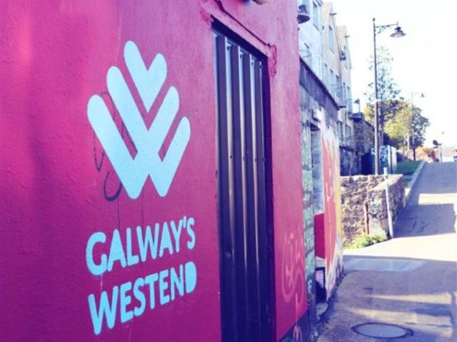 Terraced House for sale in Galway