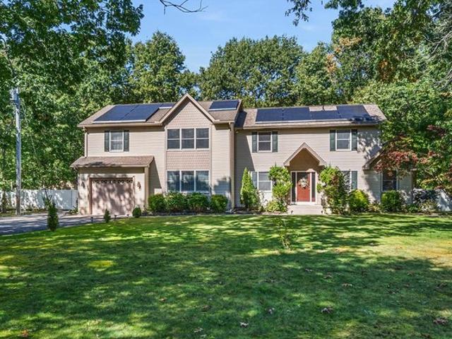 House for sale in Village Grande at English Mill, Egg Harbor Township