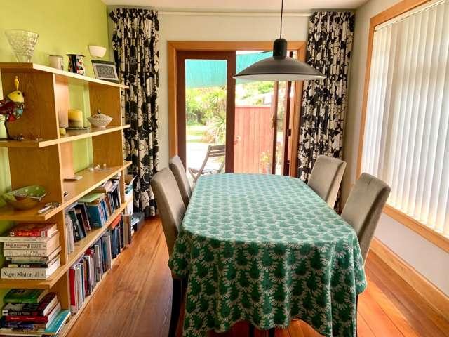 House for rent in Chaslands, Canterbury