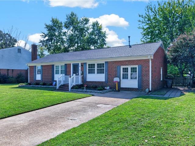 House for sale in Holiday Park, Hampton